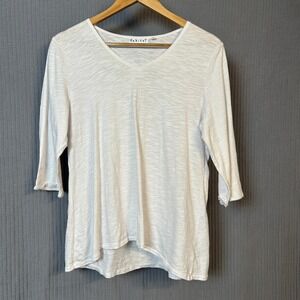 Habitat Relaxed Fit White Knit V-Neck Top M Minimal Casual Every Day